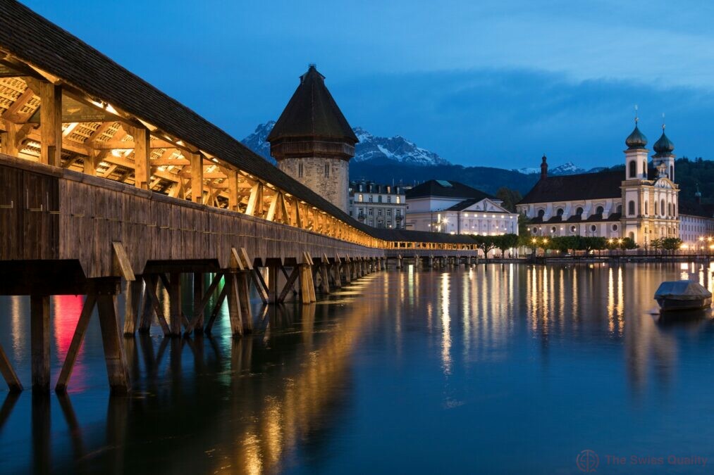 chapel bridge a 14th century covered wooden footbridge that spans the reuss in the city of luzern 1