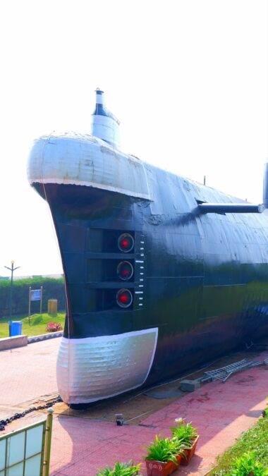 Autonomous Submarines