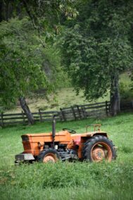 autonomous tractors for agriculture