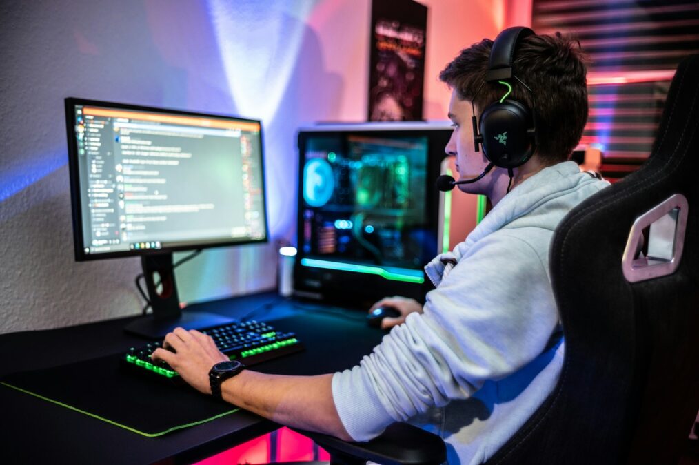 Unlocking Success: The Rigorous Practice Regimen of Esports Players in Saudi Arabia and the UAE