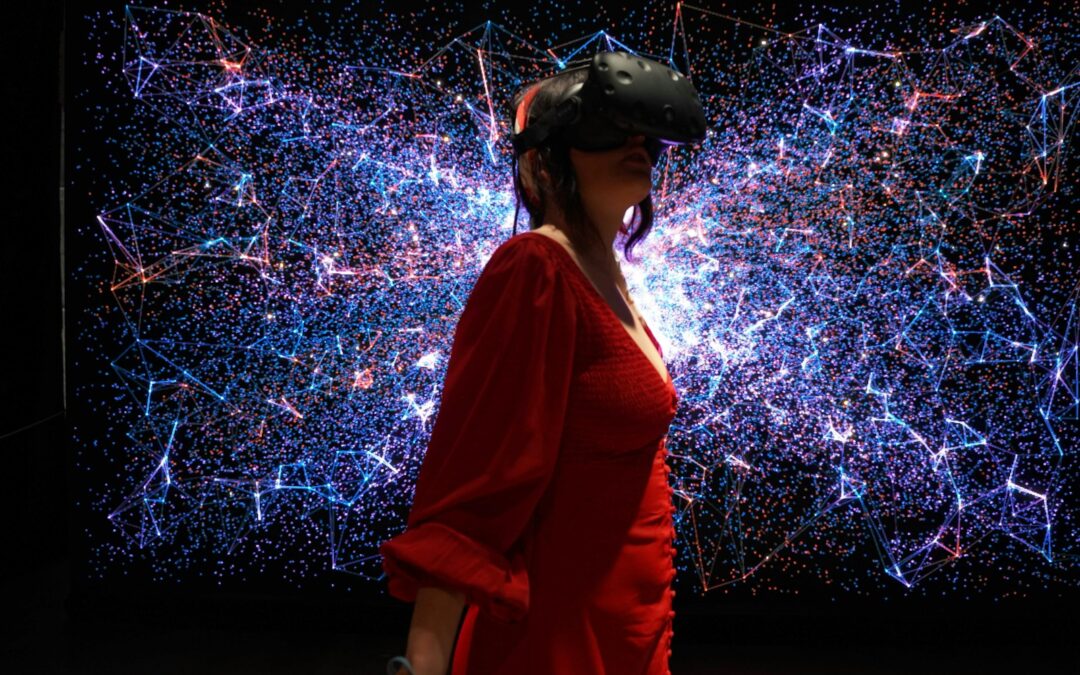 Exploring the Potential of VR Social Networks in the Entertainment Industry